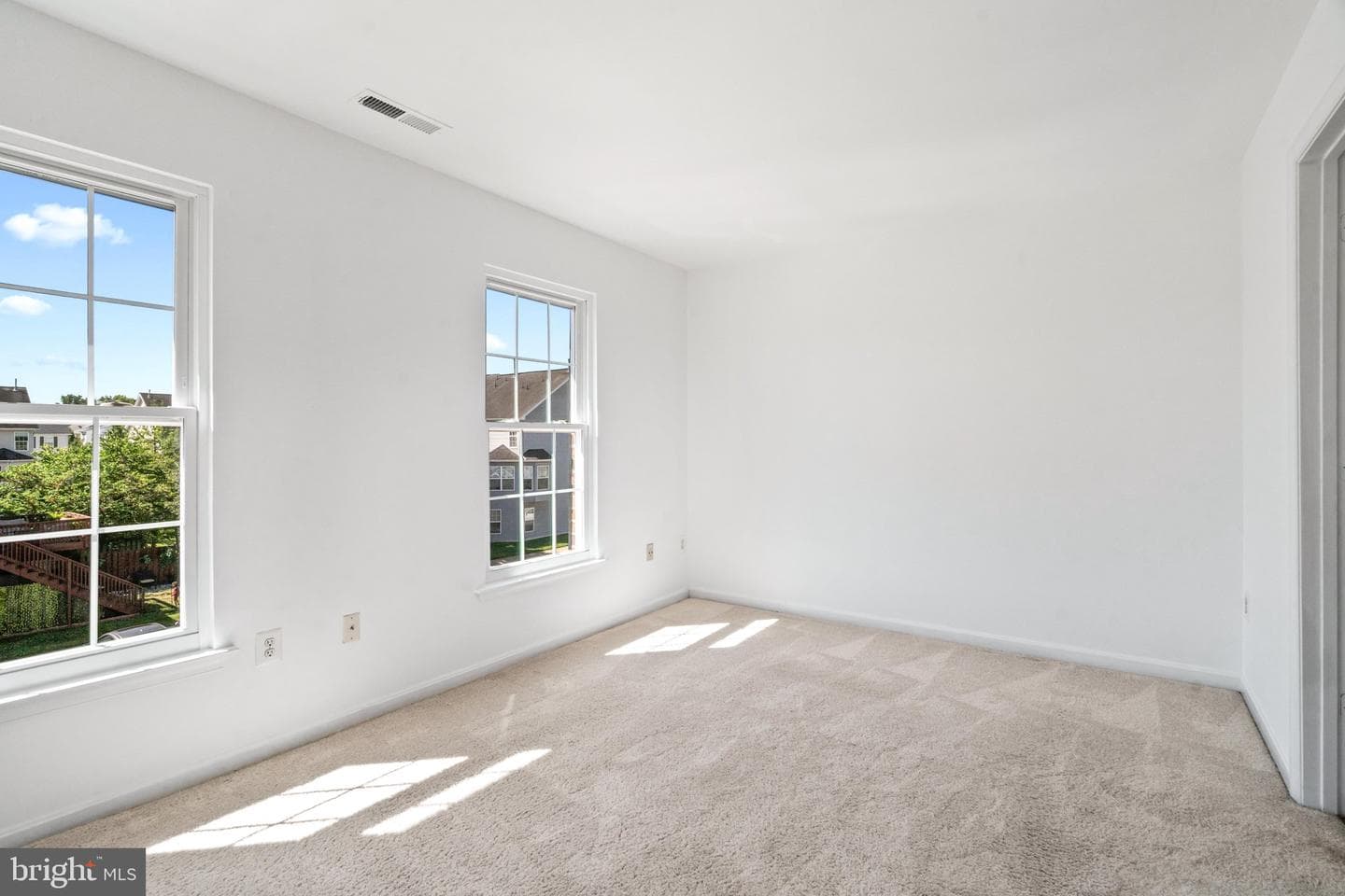 605 Hollowstone Road photo 22