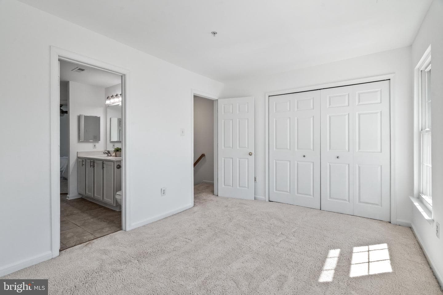 605 Hollowstone Road photo 24