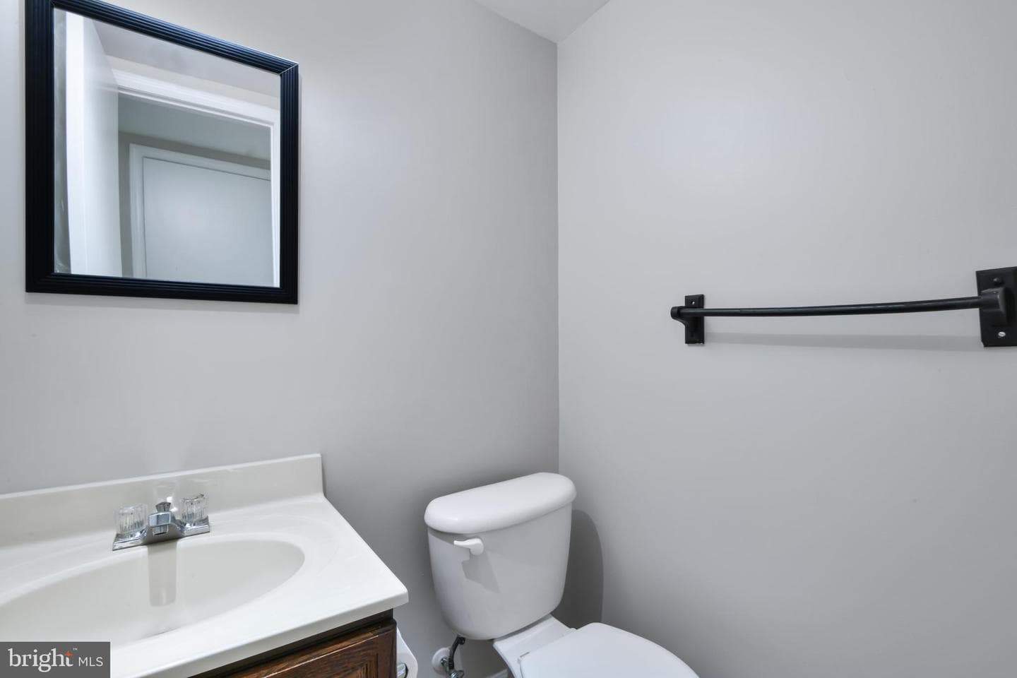 146 Lauren Court photo 7