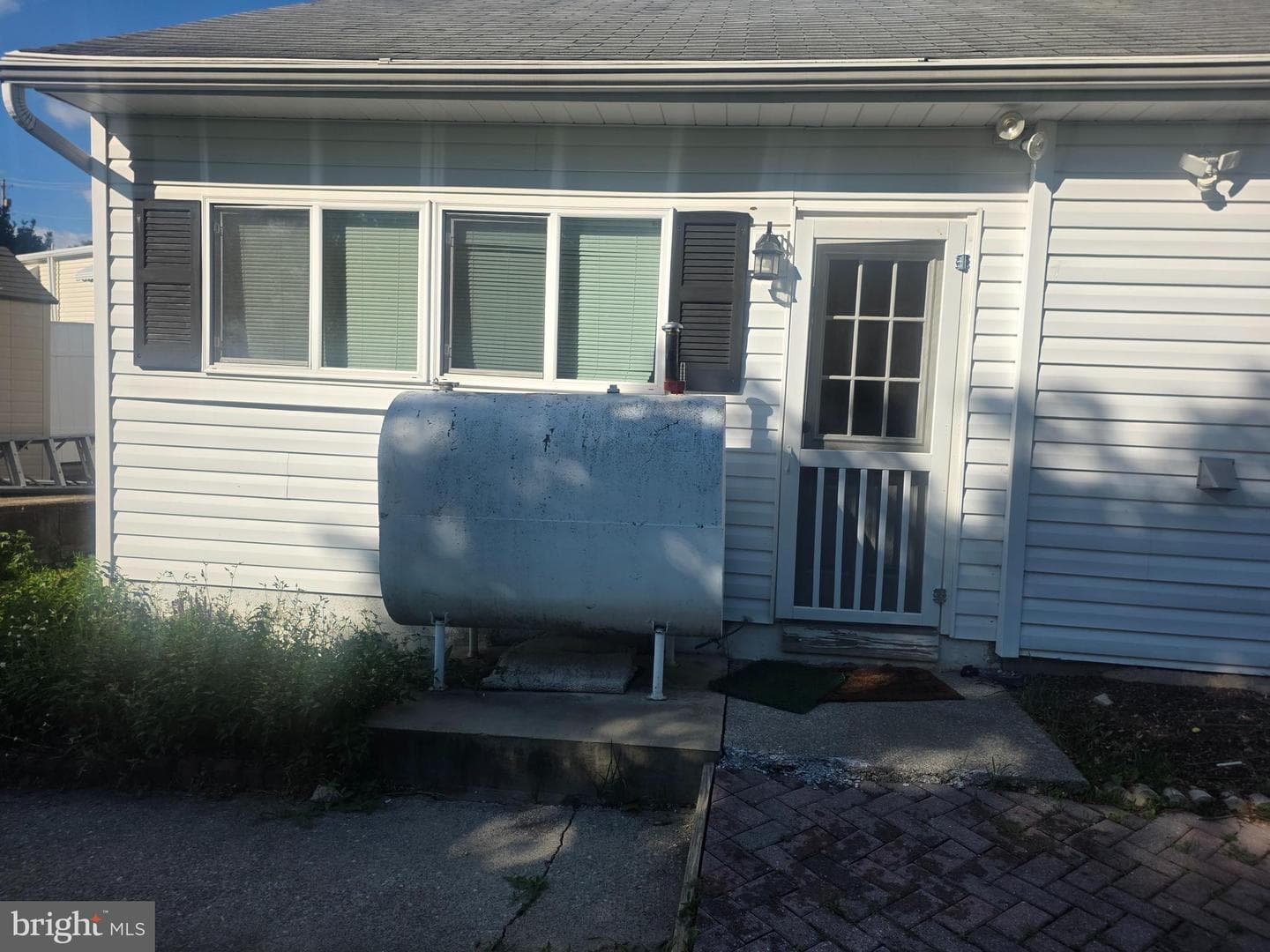 5928 Quinn Road photo 4