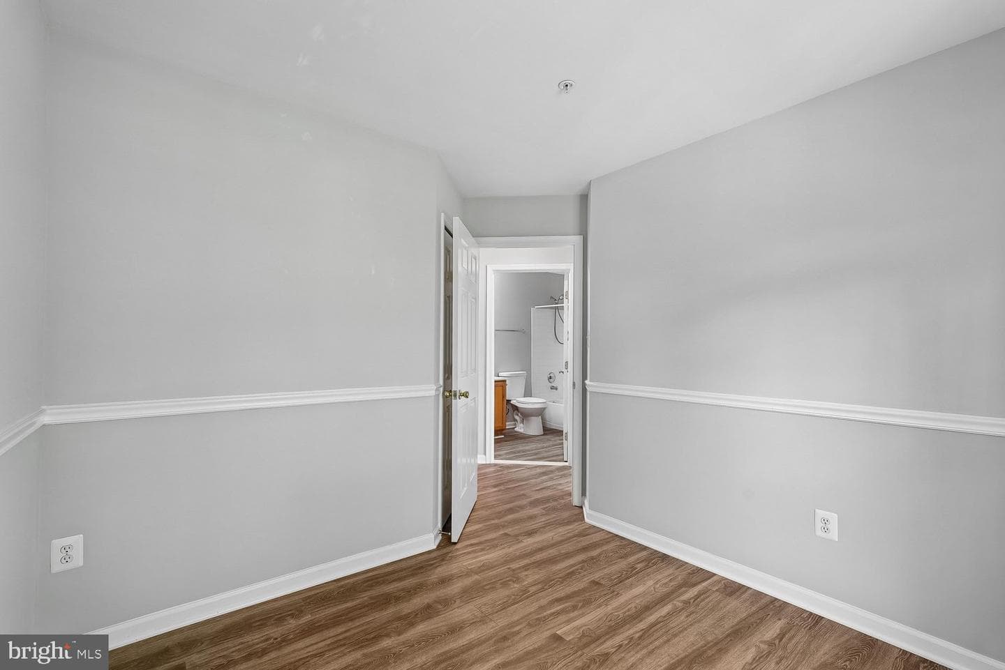 3626 Singleton Terrace photo 22