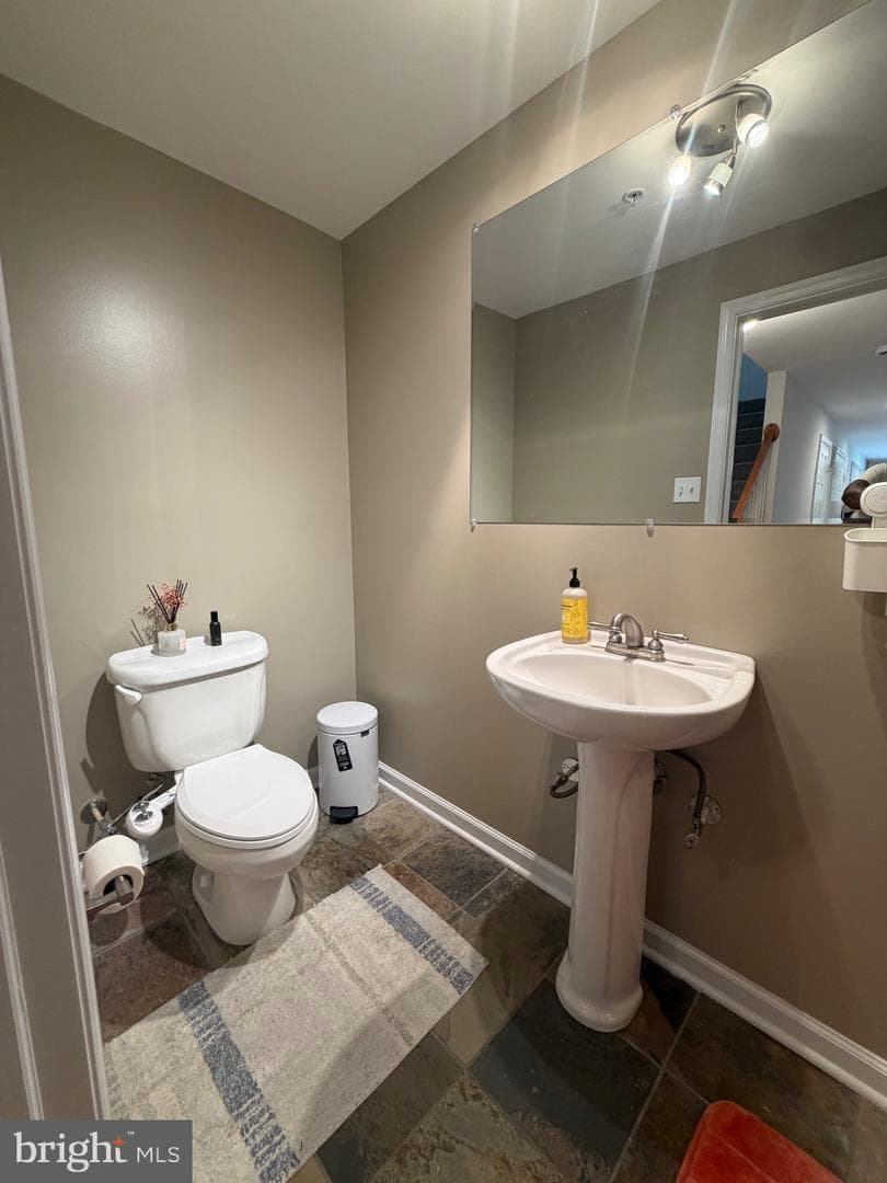523 Ellison Court photo 41