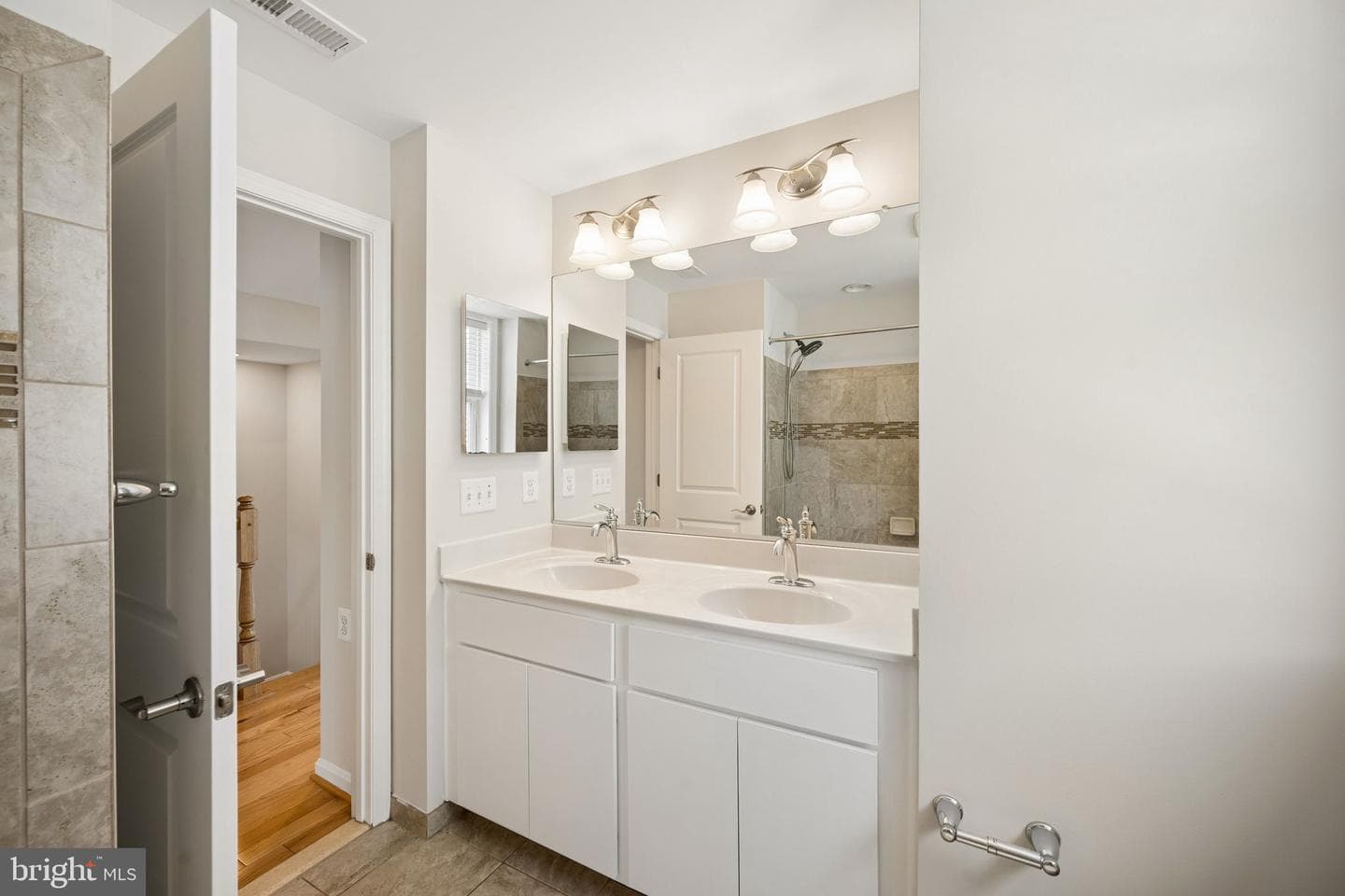 1142 Holden Road photo 29