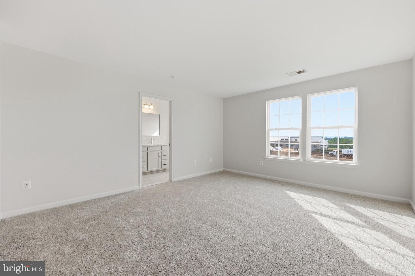 2075 Spring Run Circle photo 28