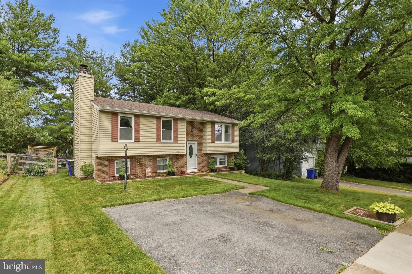 1595 Elmwood Court photo 40
