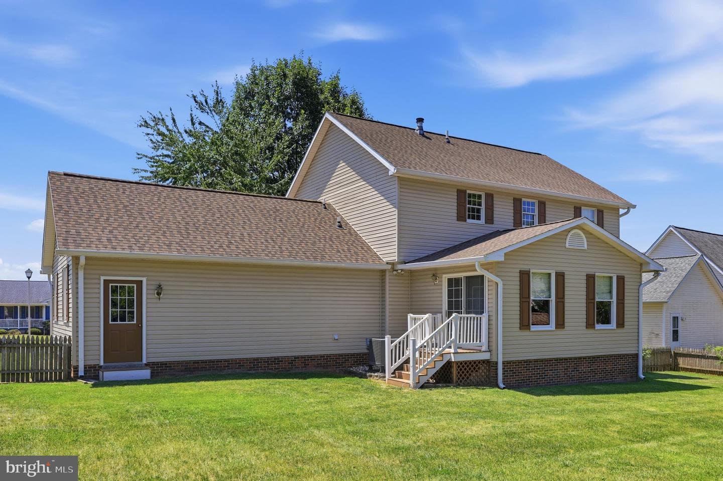 210 Bennett Court photo 41