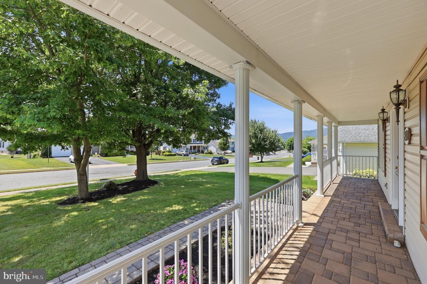 210 Bennett Court photo 49