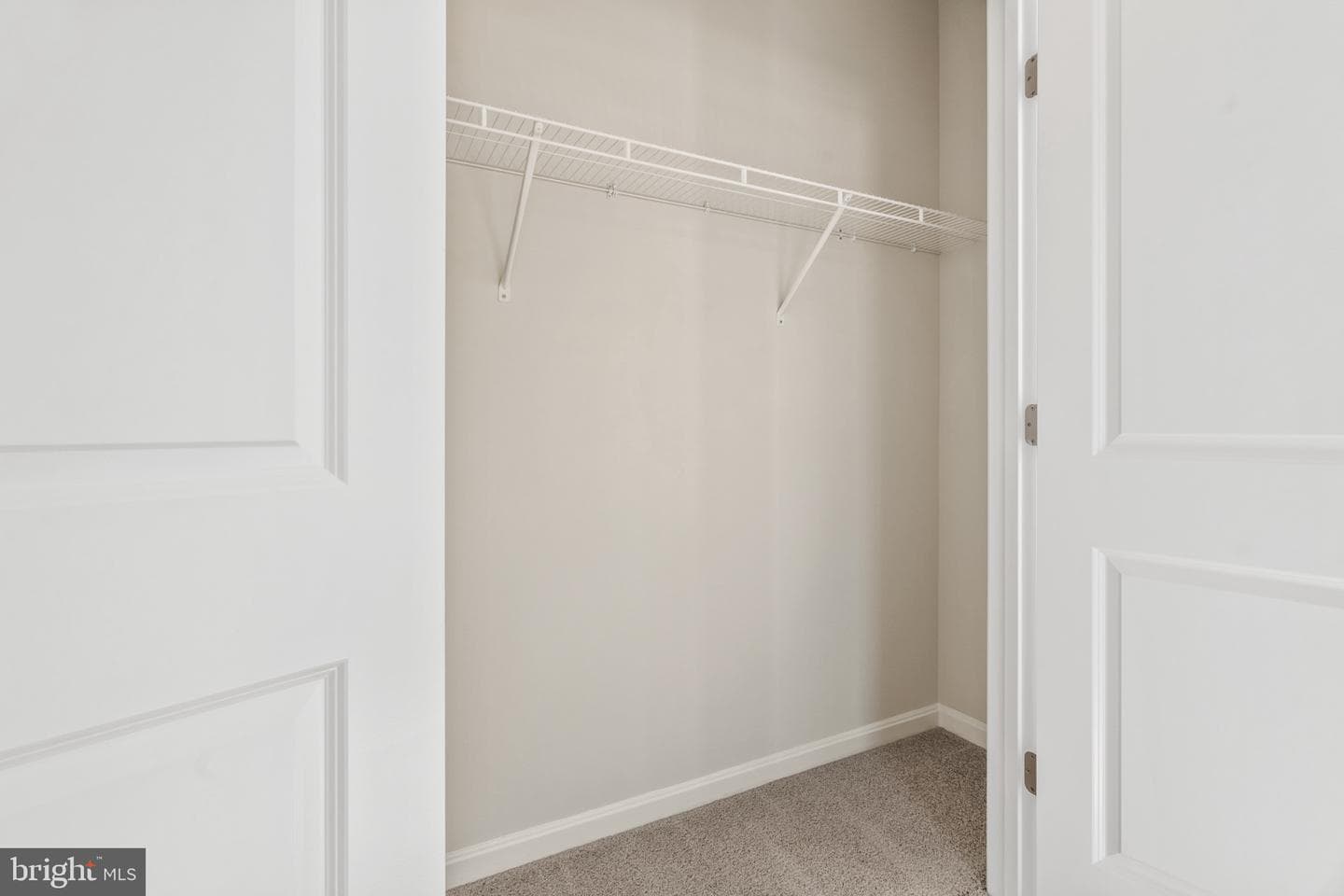 469 Ensemble Way photo 15