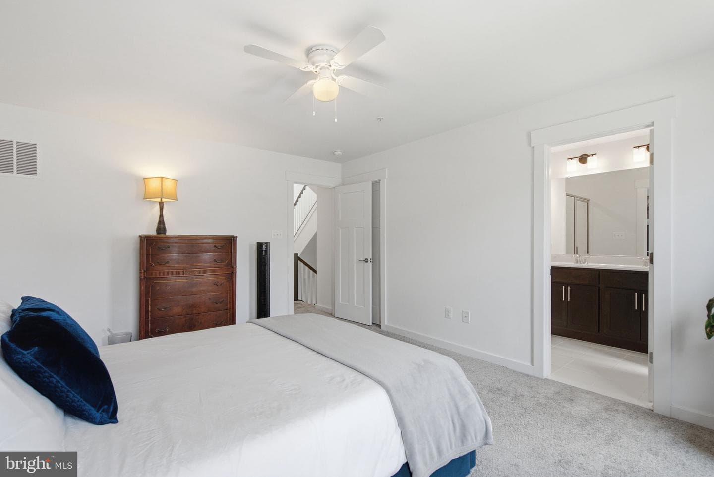 411 Gillespie Drive photo 20