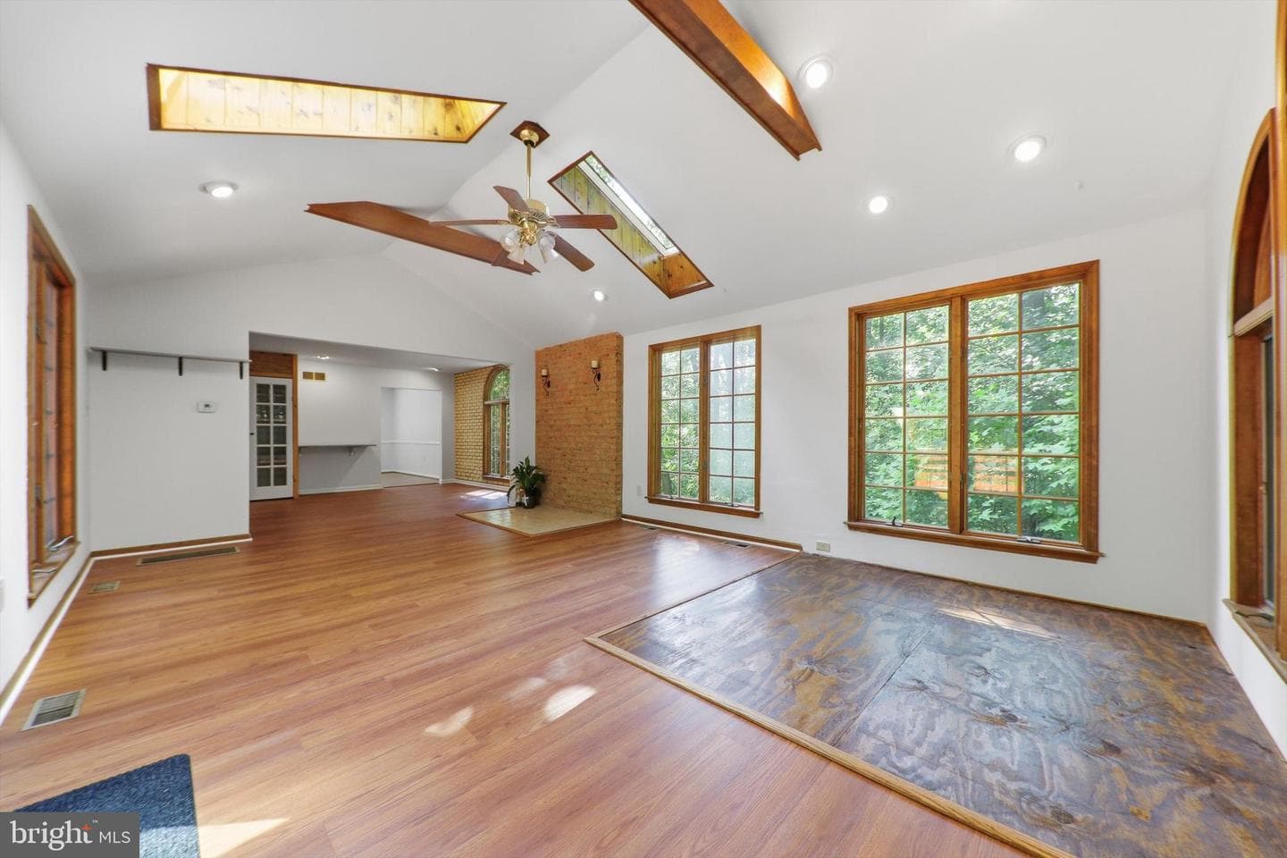 10322 Old Liberty Road photo 10
