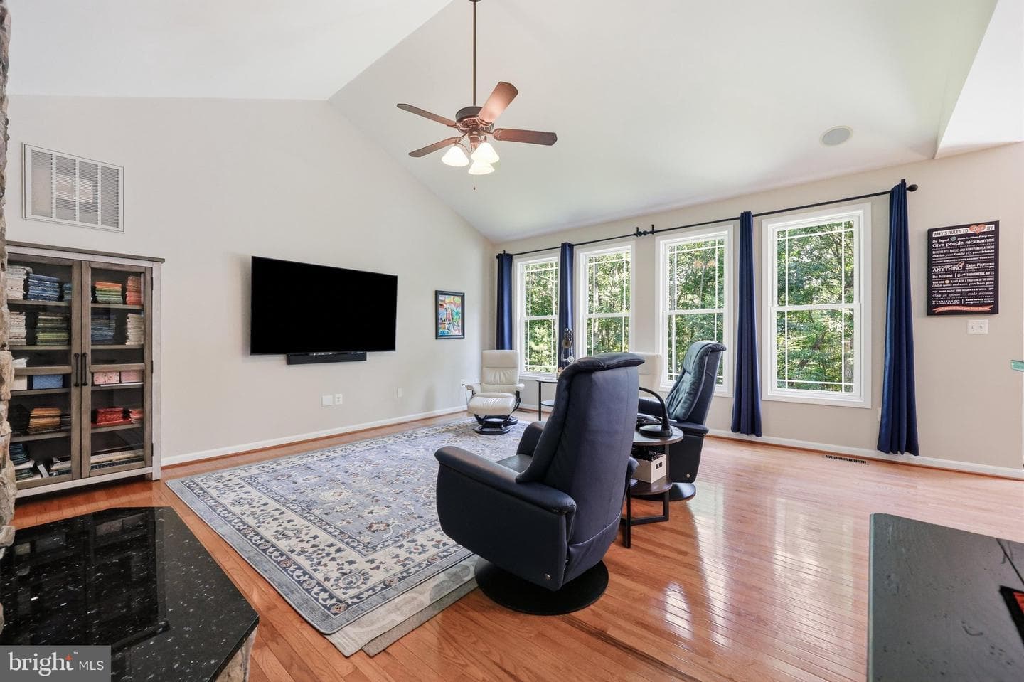 10029 Pine Tree Road photo 12