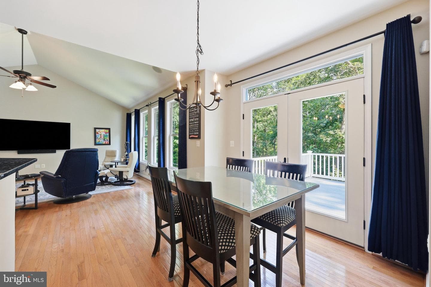 10029 Pine Tree Road photo 14