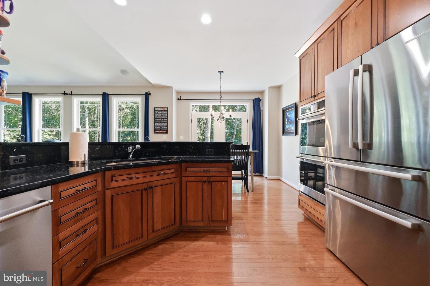 10029 Pine Tree Road photo 17
