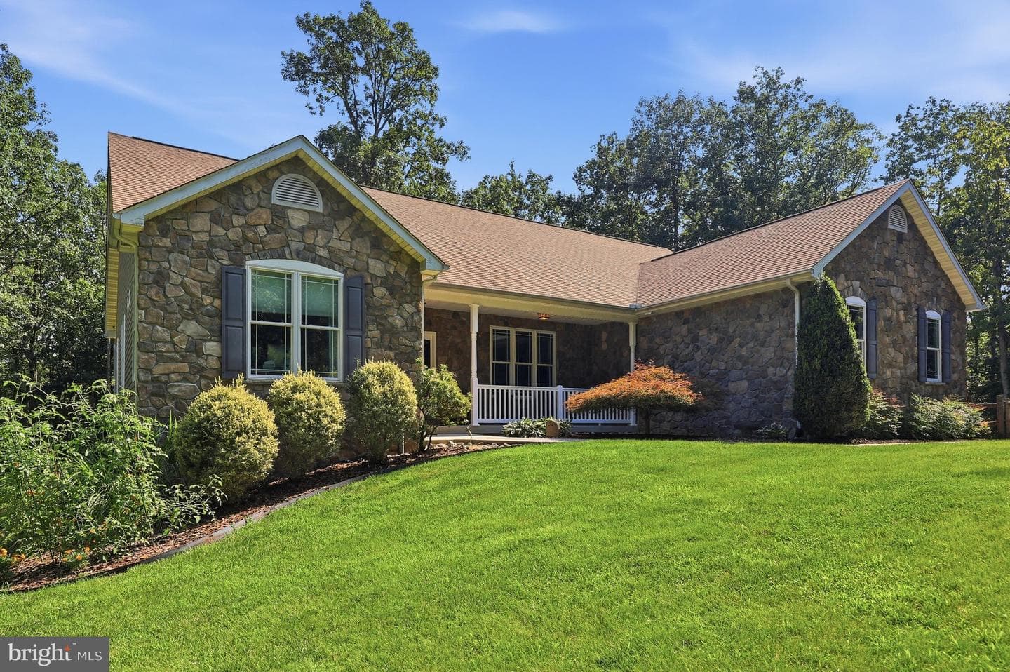 10029 Pine Tree Road photo 3