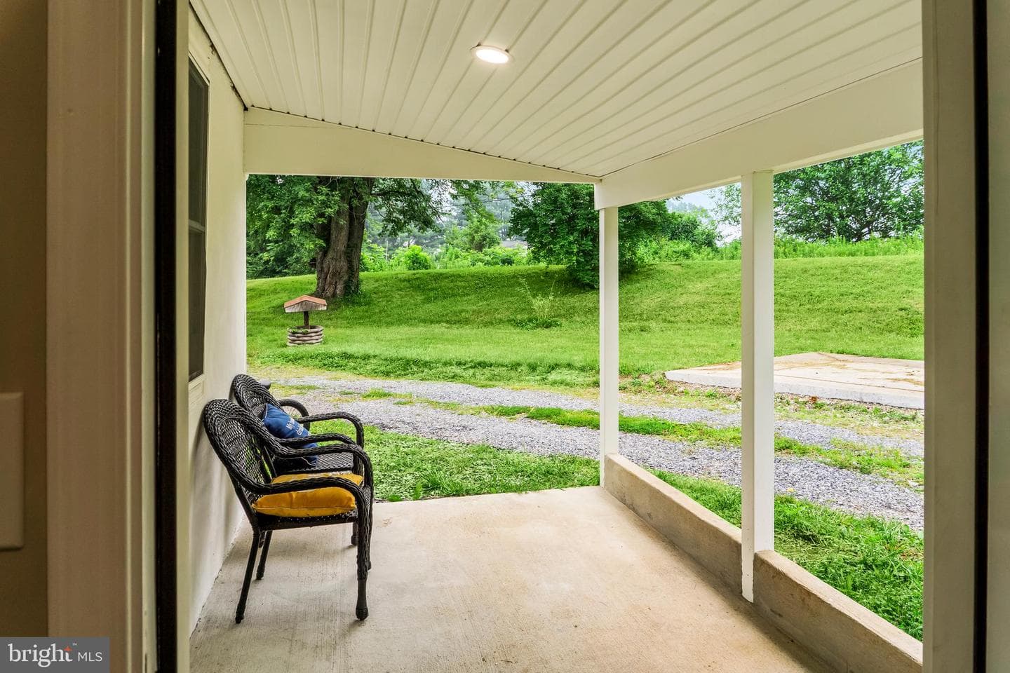 9001 Hollow Road photo 3