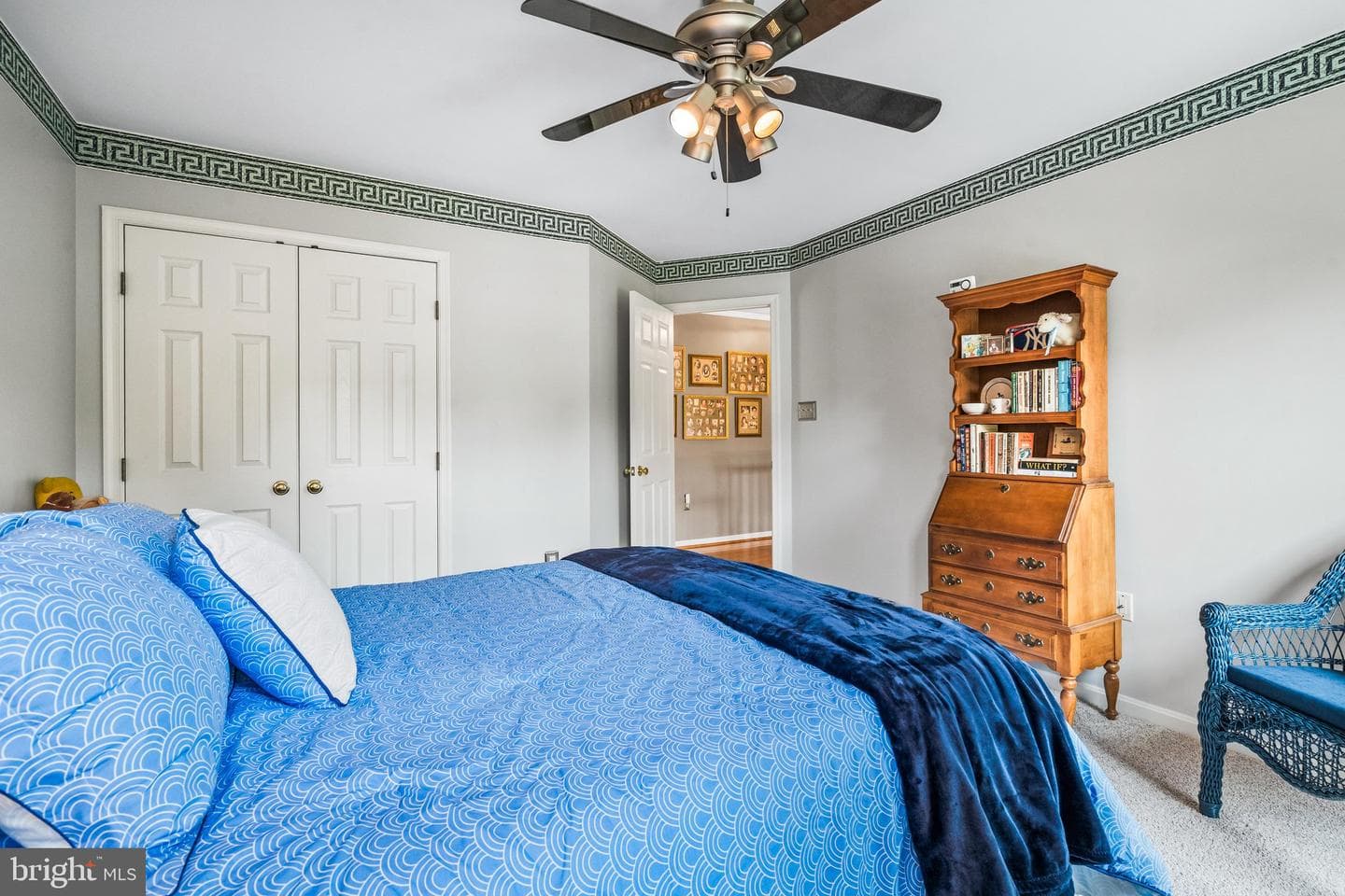 2214 W Greenleaf Drive photo 33