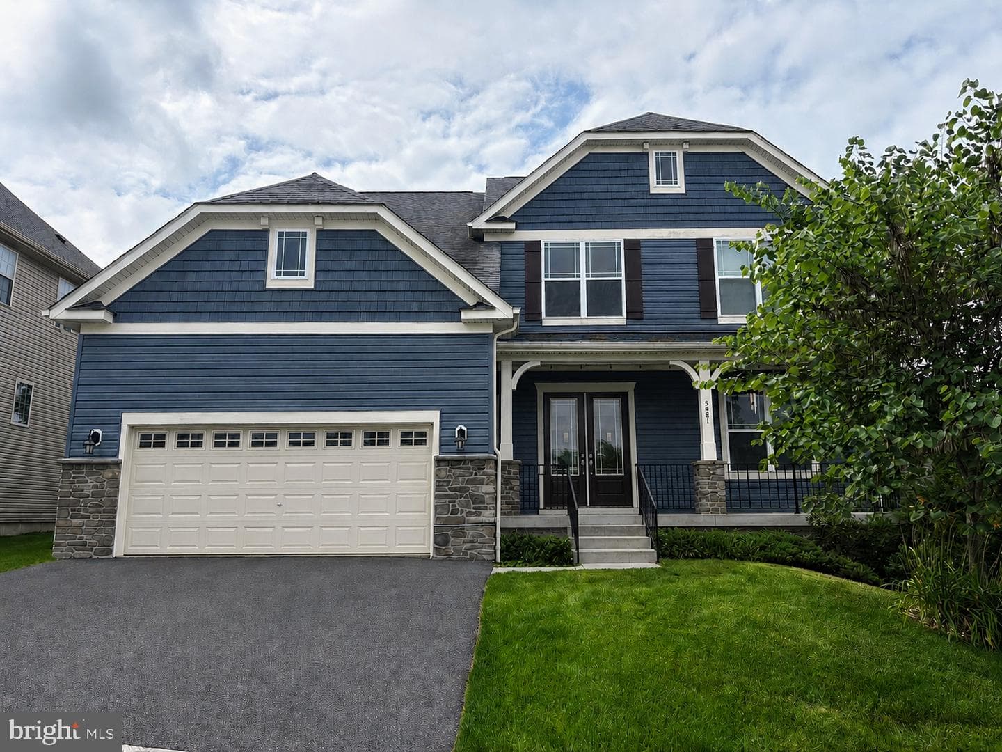 5481 Tallyn Ridge Drive