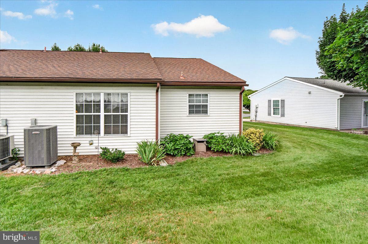 5675 Barberry Court photo 11
