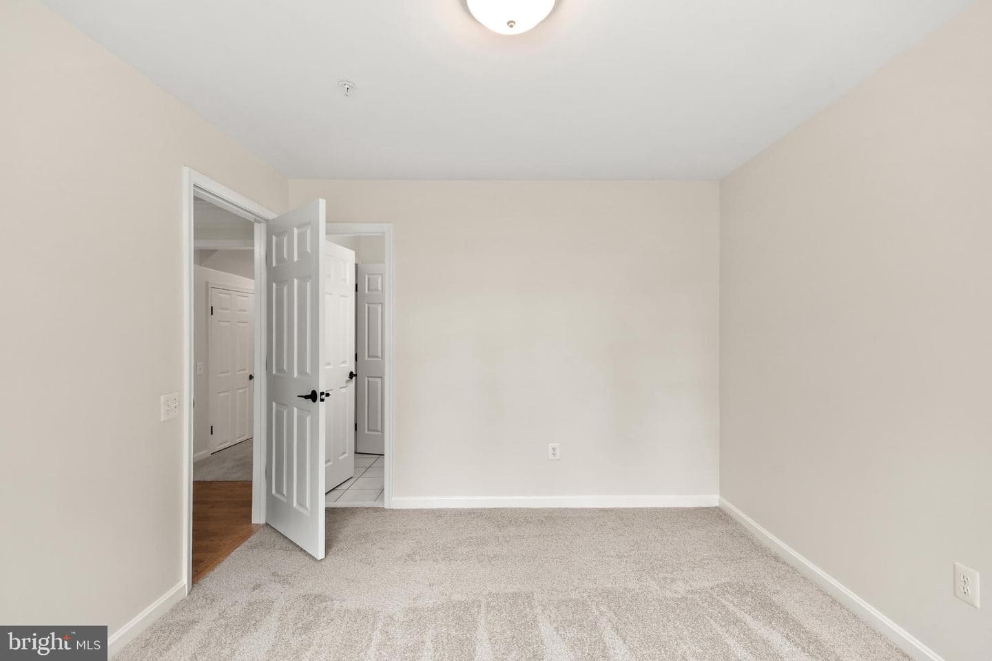 1638 Wheyfield Drive photo 18