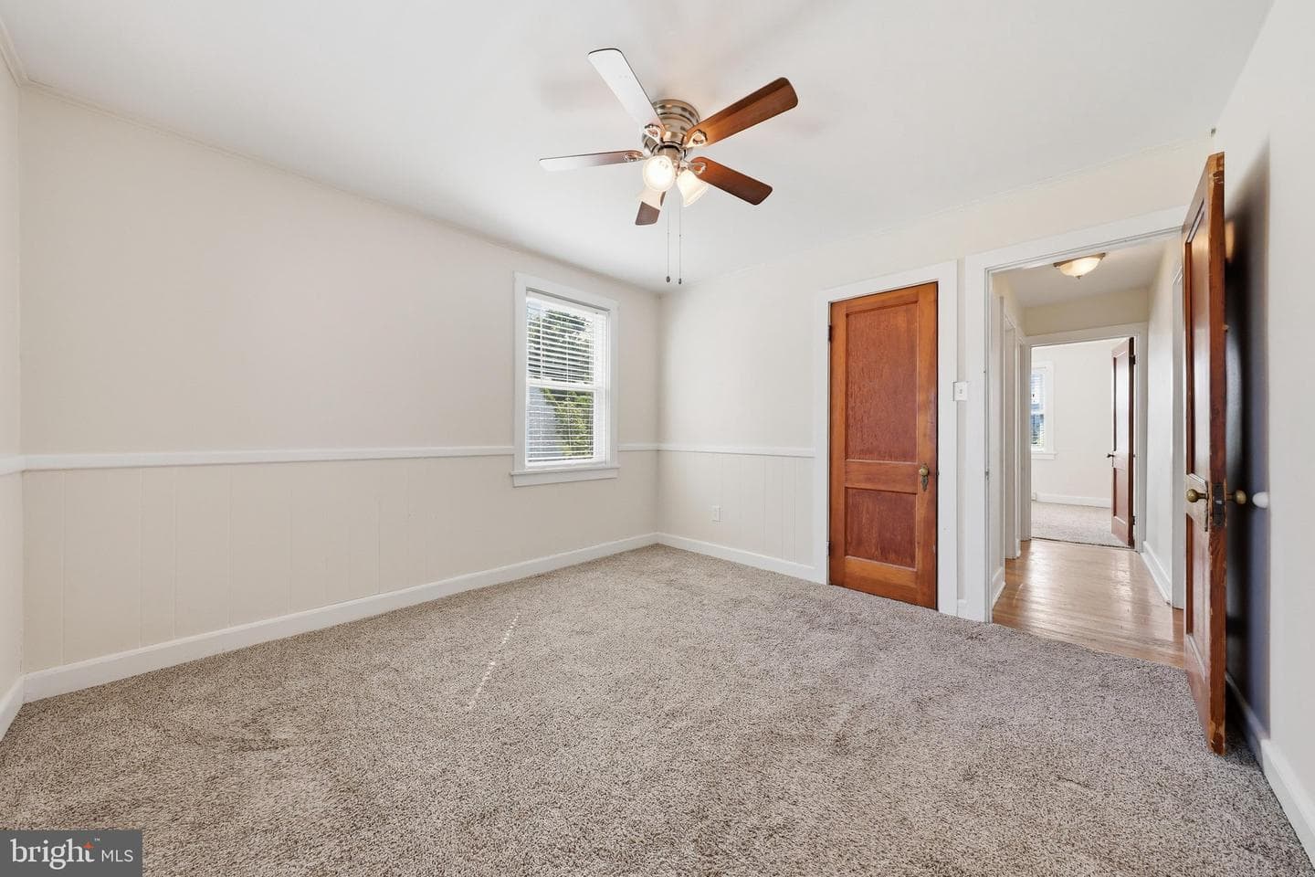 624 Military Road photo 23