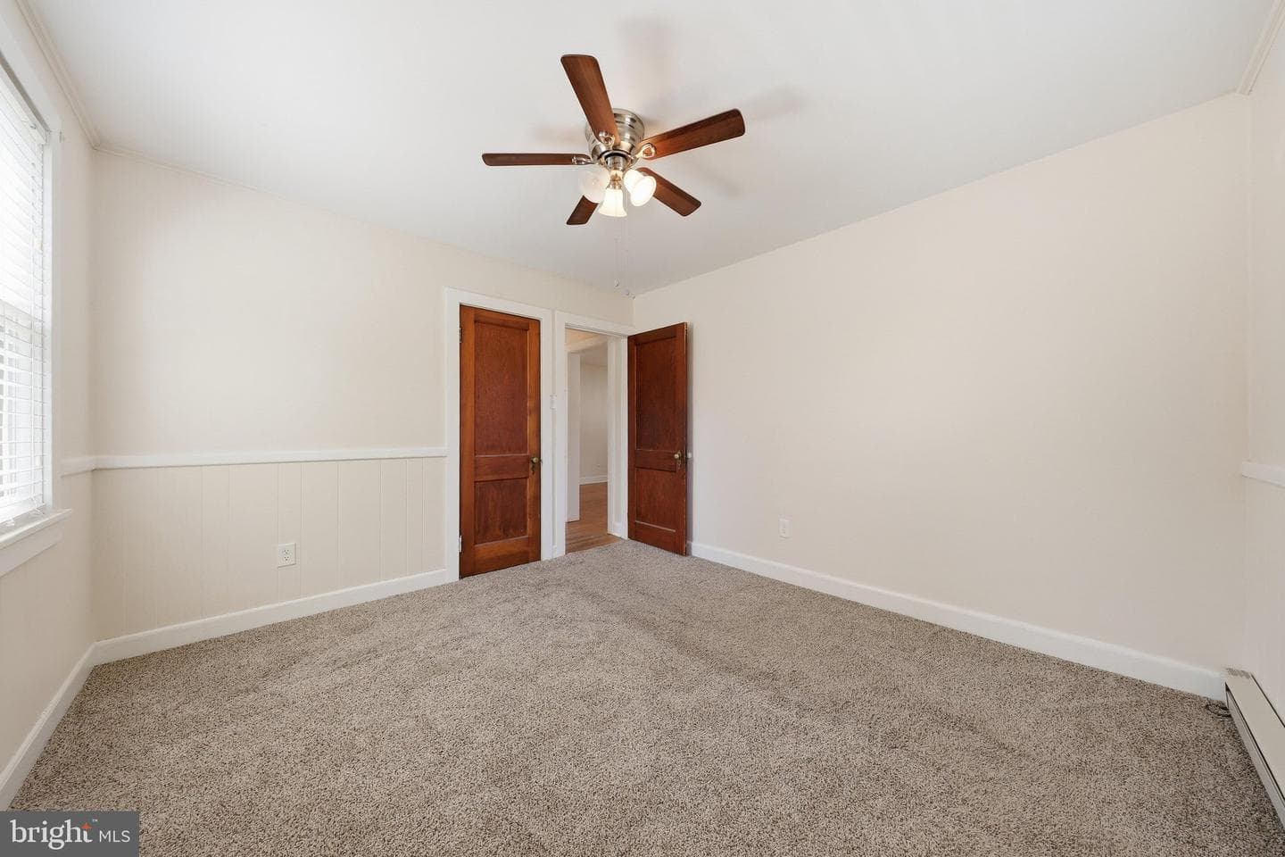 624 Military Road photo 24