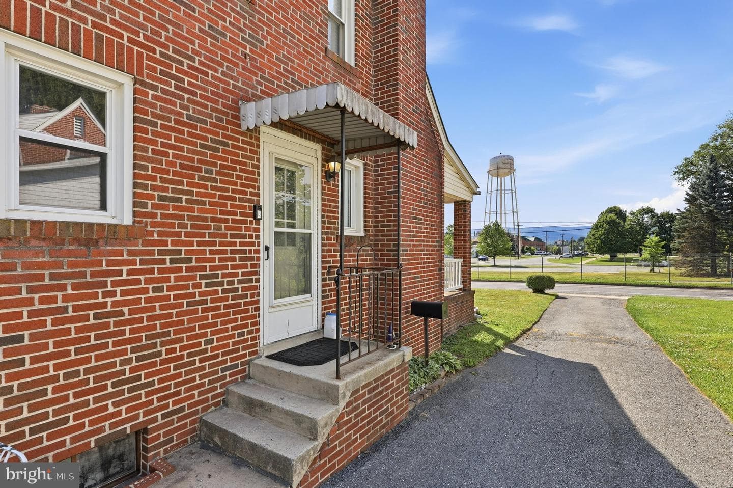 624 Military Road photo 28