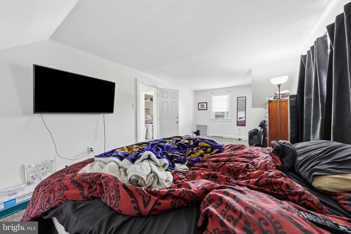 624 Military Road photo 41