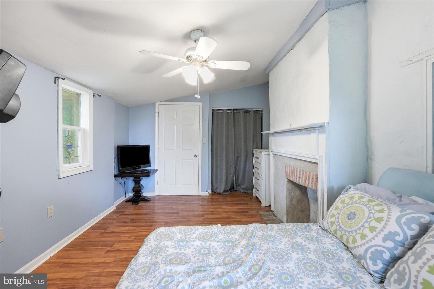 437 W South Street photo 21