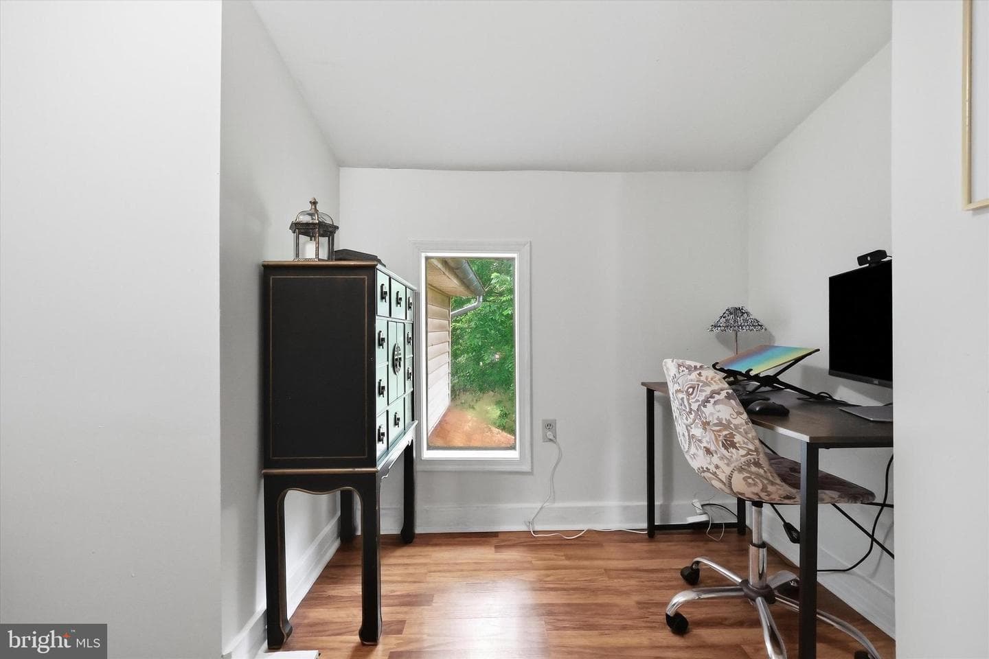 437 W South Street photo 22