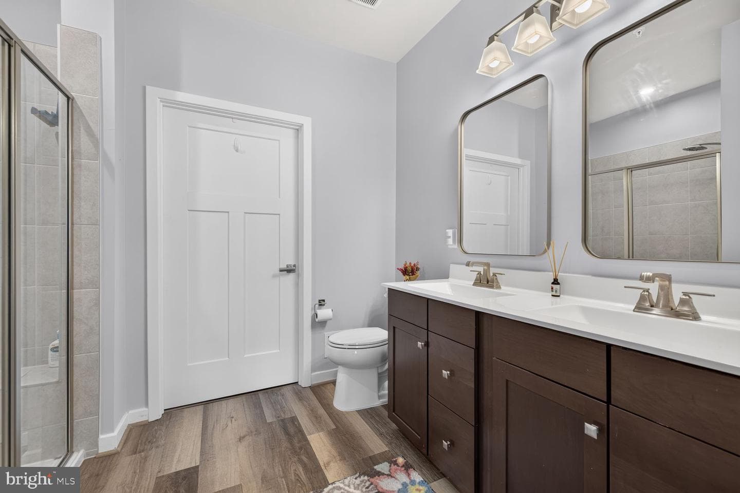 5307 Crape Myrtle Drive photo 12