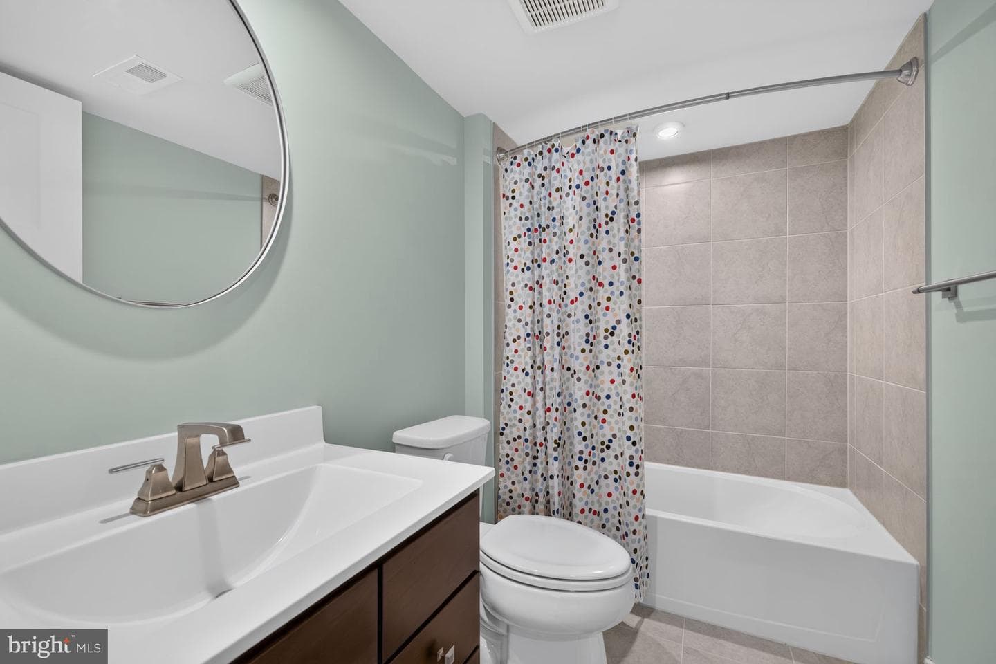 5307 Crape Myrtle Drive photo 24