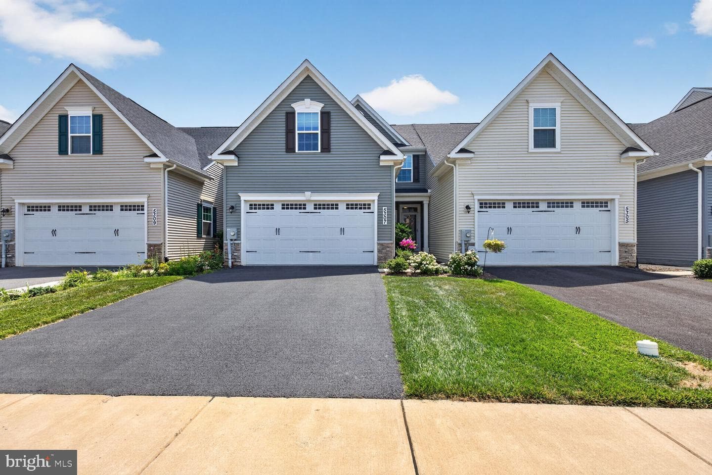 5307 Crape Myrtle Drive photo 27