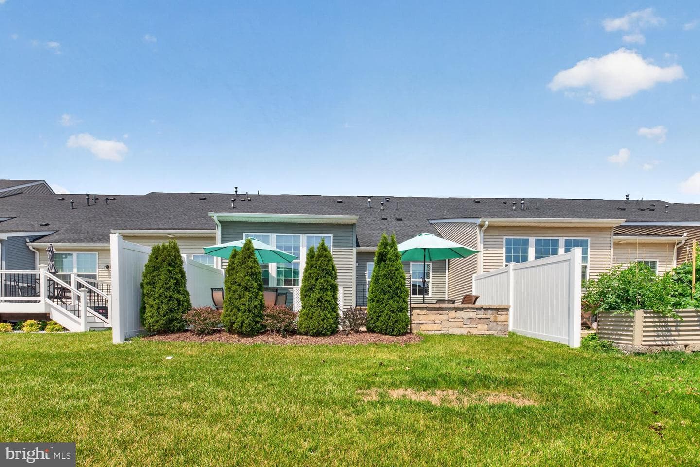 5307 Crape Myrtle Drive photo 9
