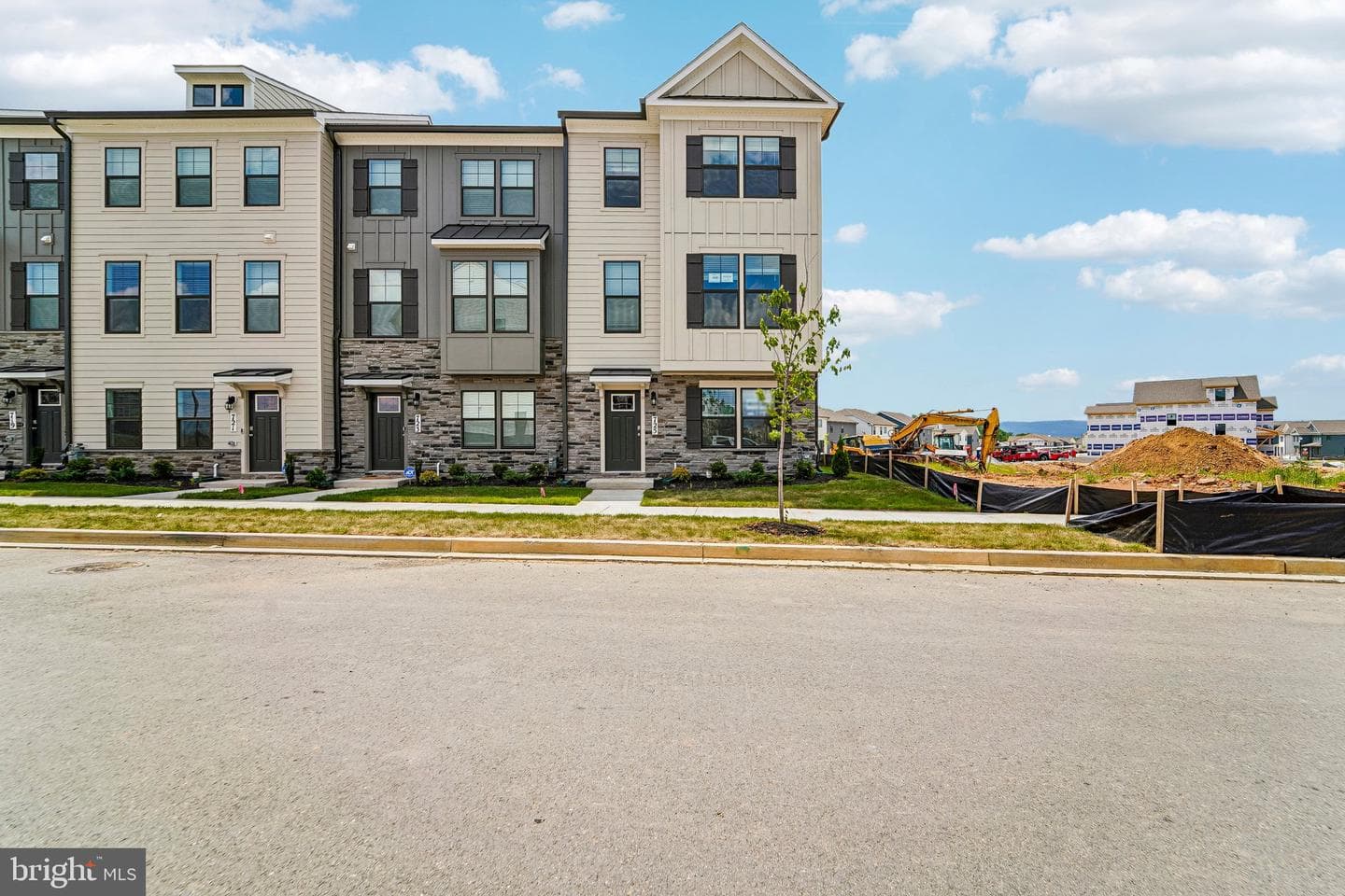 241 Monroe Ave, Frederick