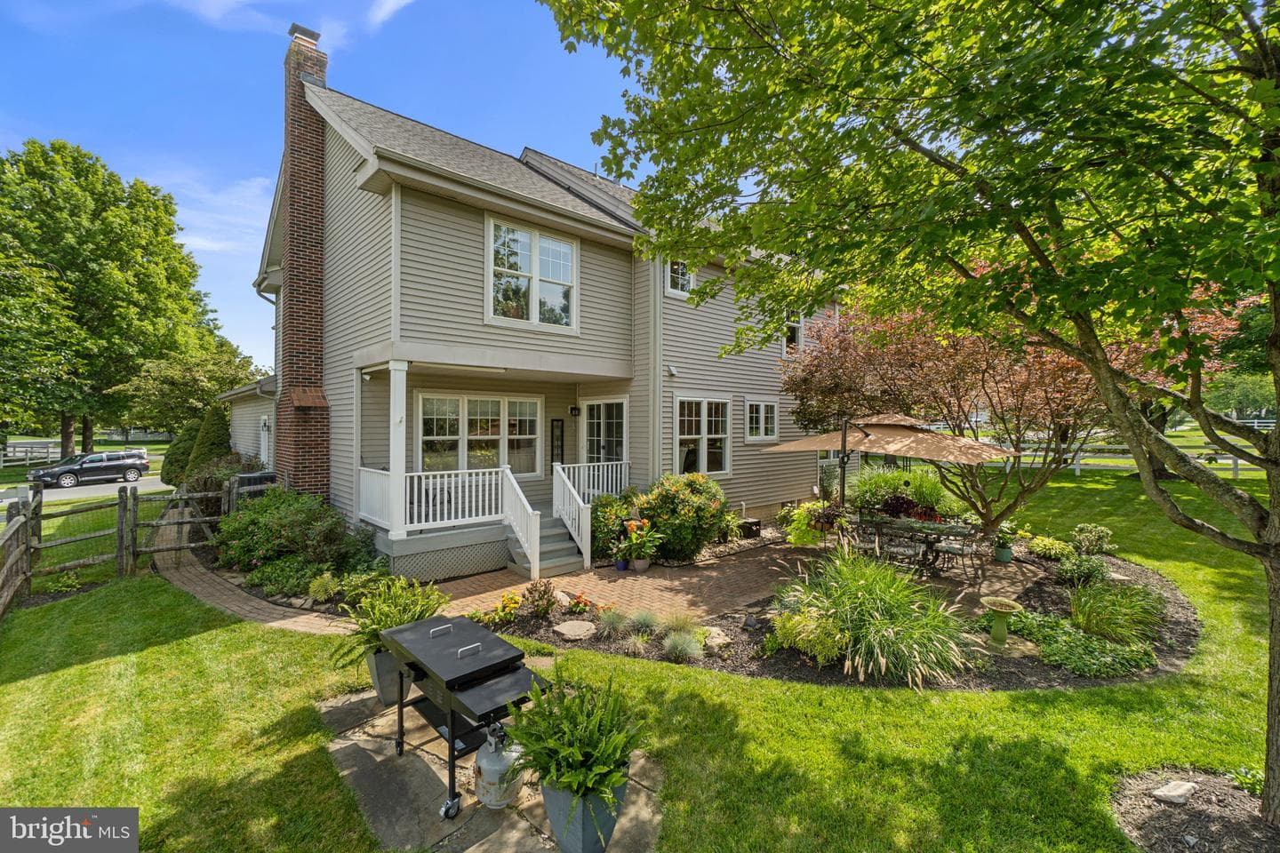 5661 Heatherfield Place photo 40