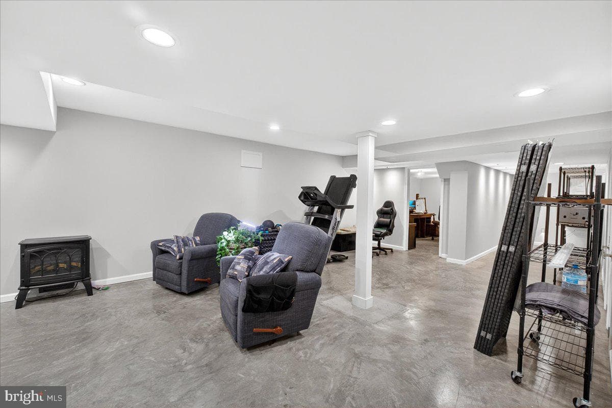 815 Dunbrooke Court photo 44