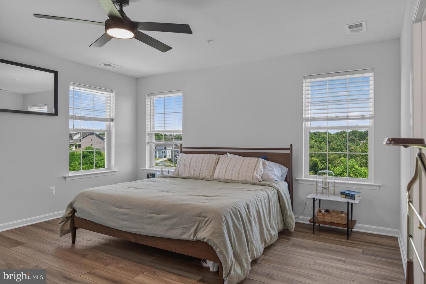 409 Karn Pl photo 37