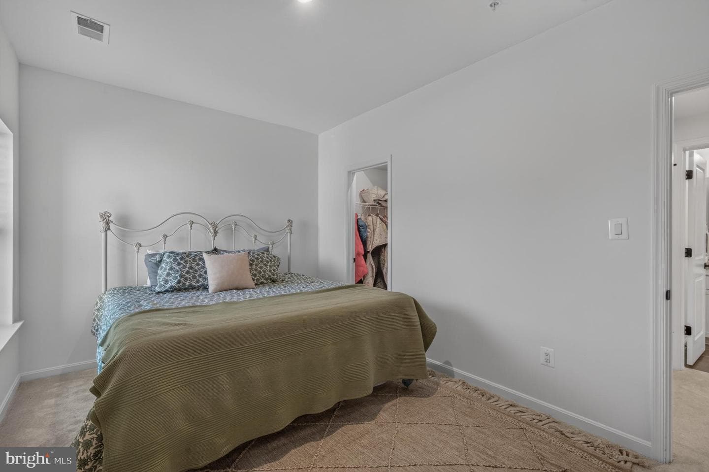 409 Karn Pl photo 60