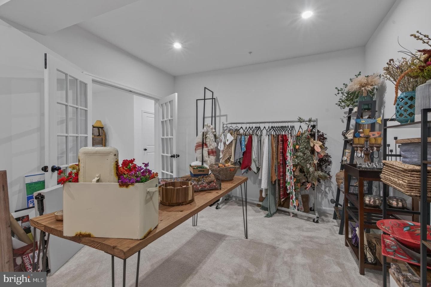 409 Karn Pl photo 64