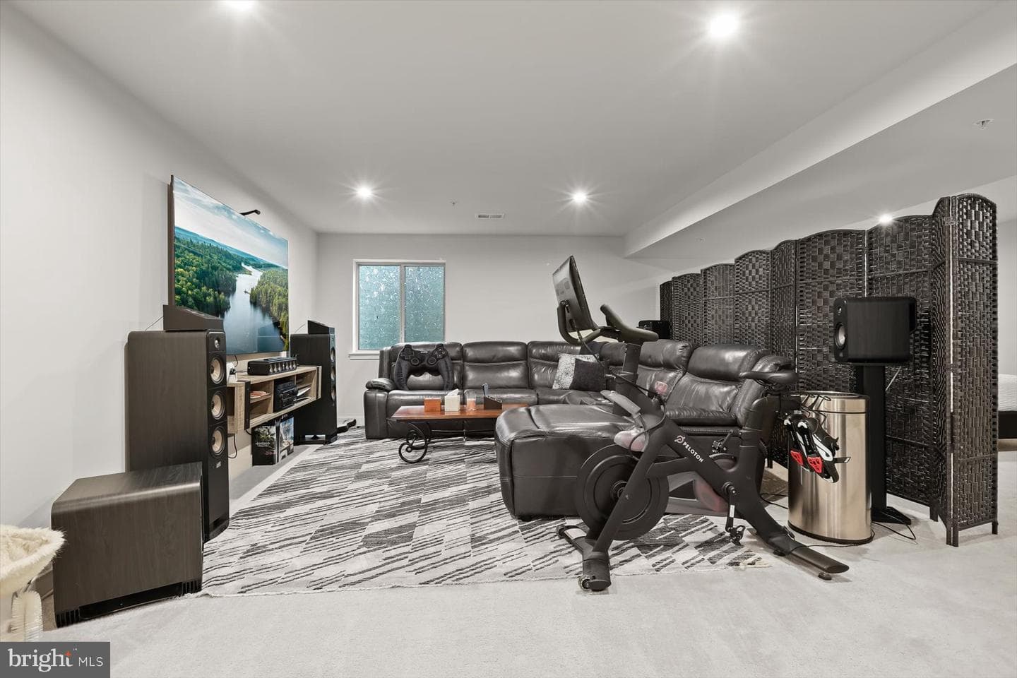 6124 Margarita Way photo 32