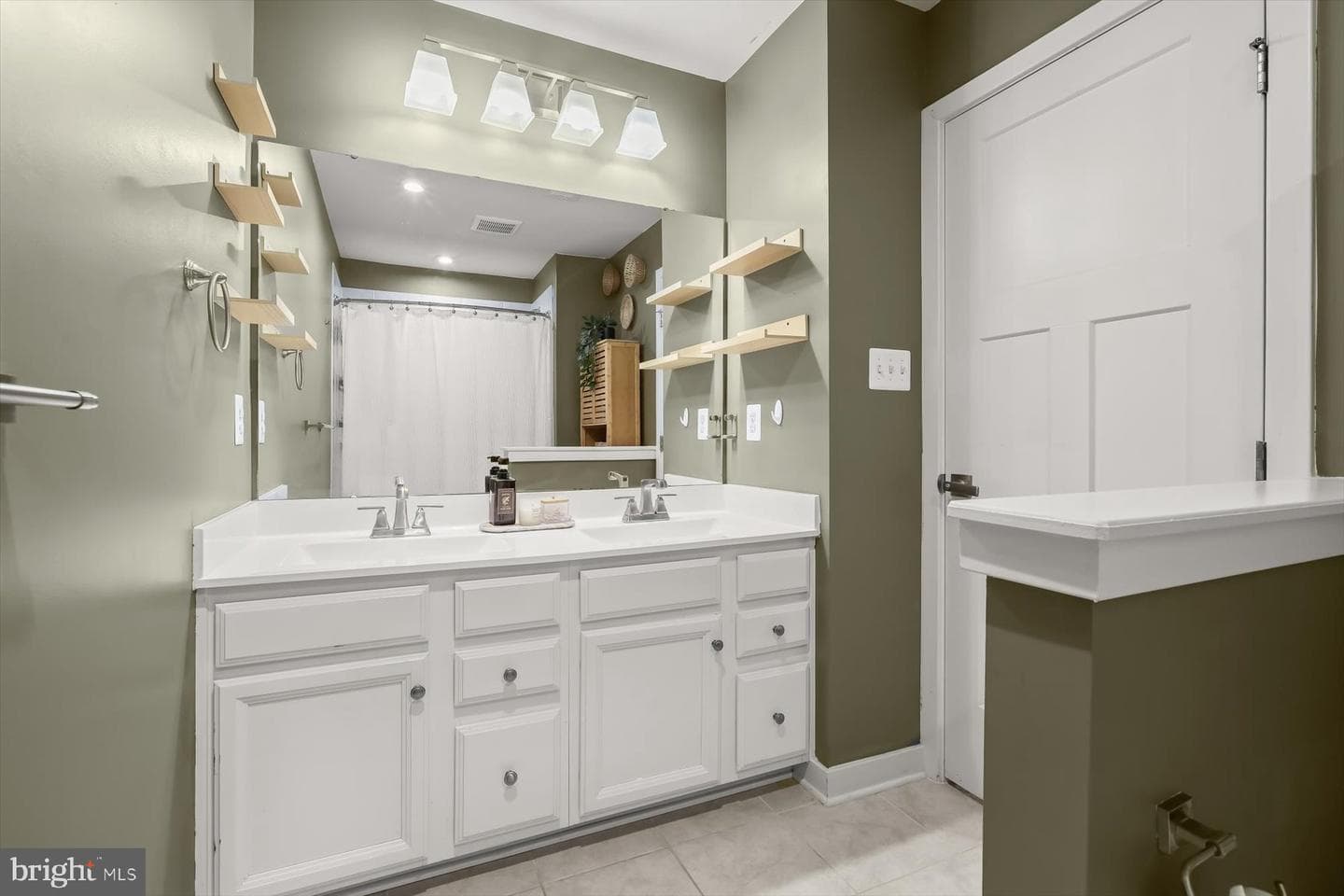 6124 Margarita Way photo 43