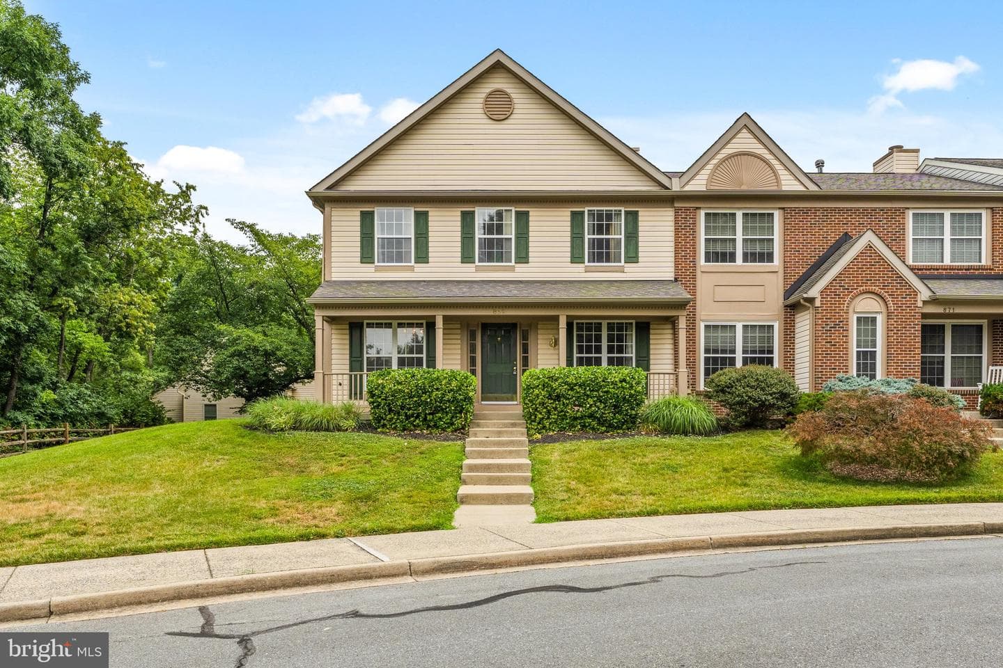 869 Waterford Drive, Frederick
