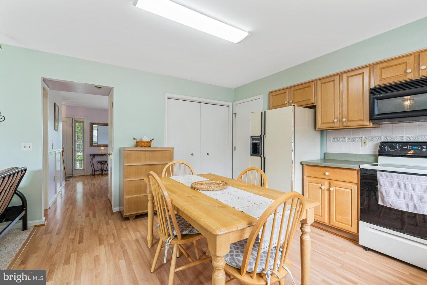 869 Waterford Drive photo 12