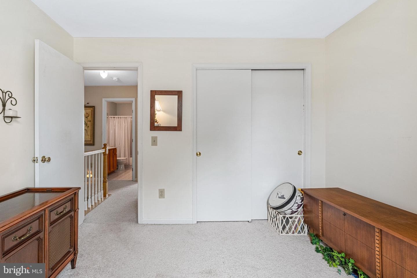 869 Waterford Drive photo 31