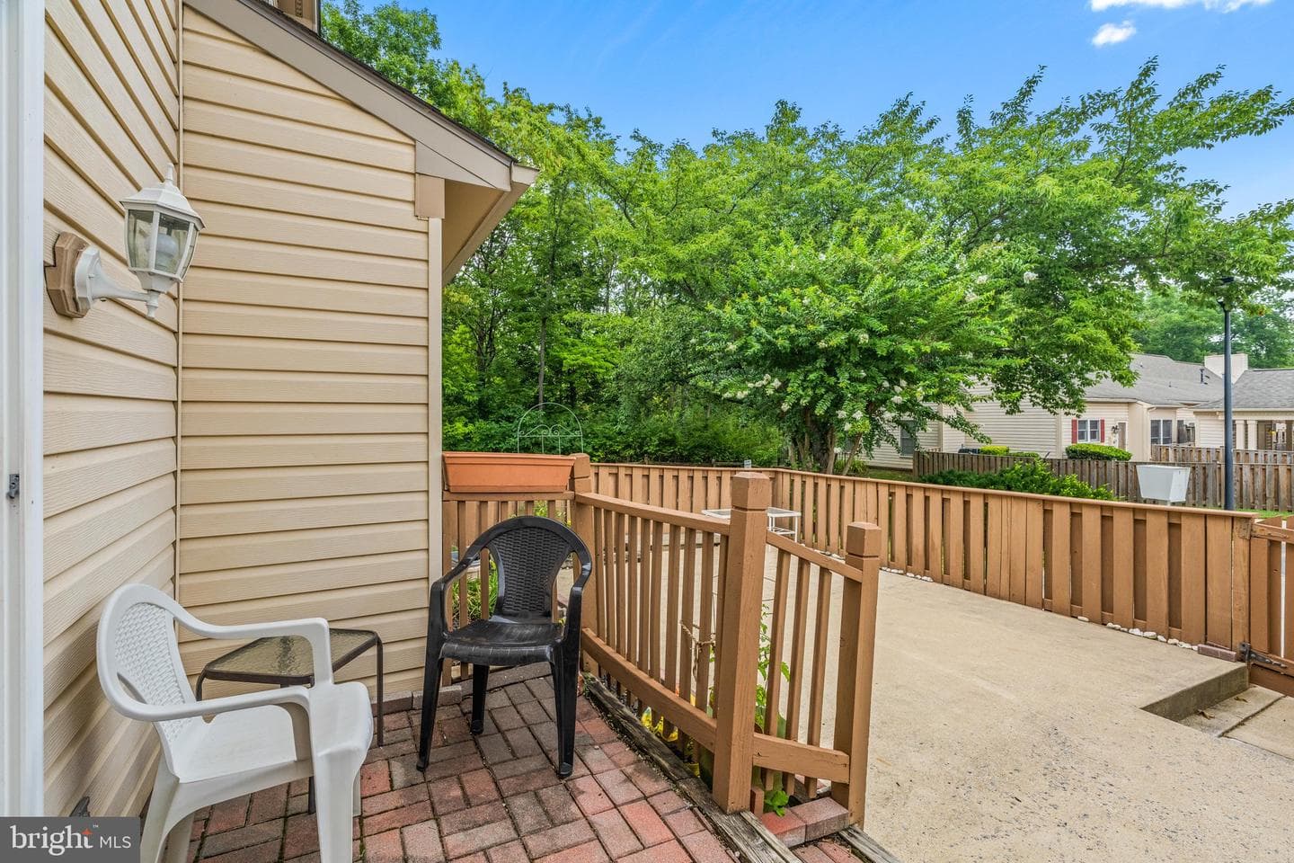 869 Waterford Drive photo 32