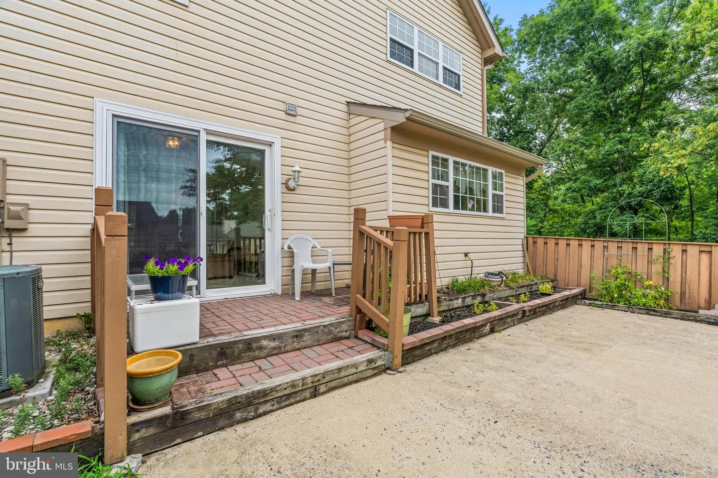 869 Waterford Drive photo 33