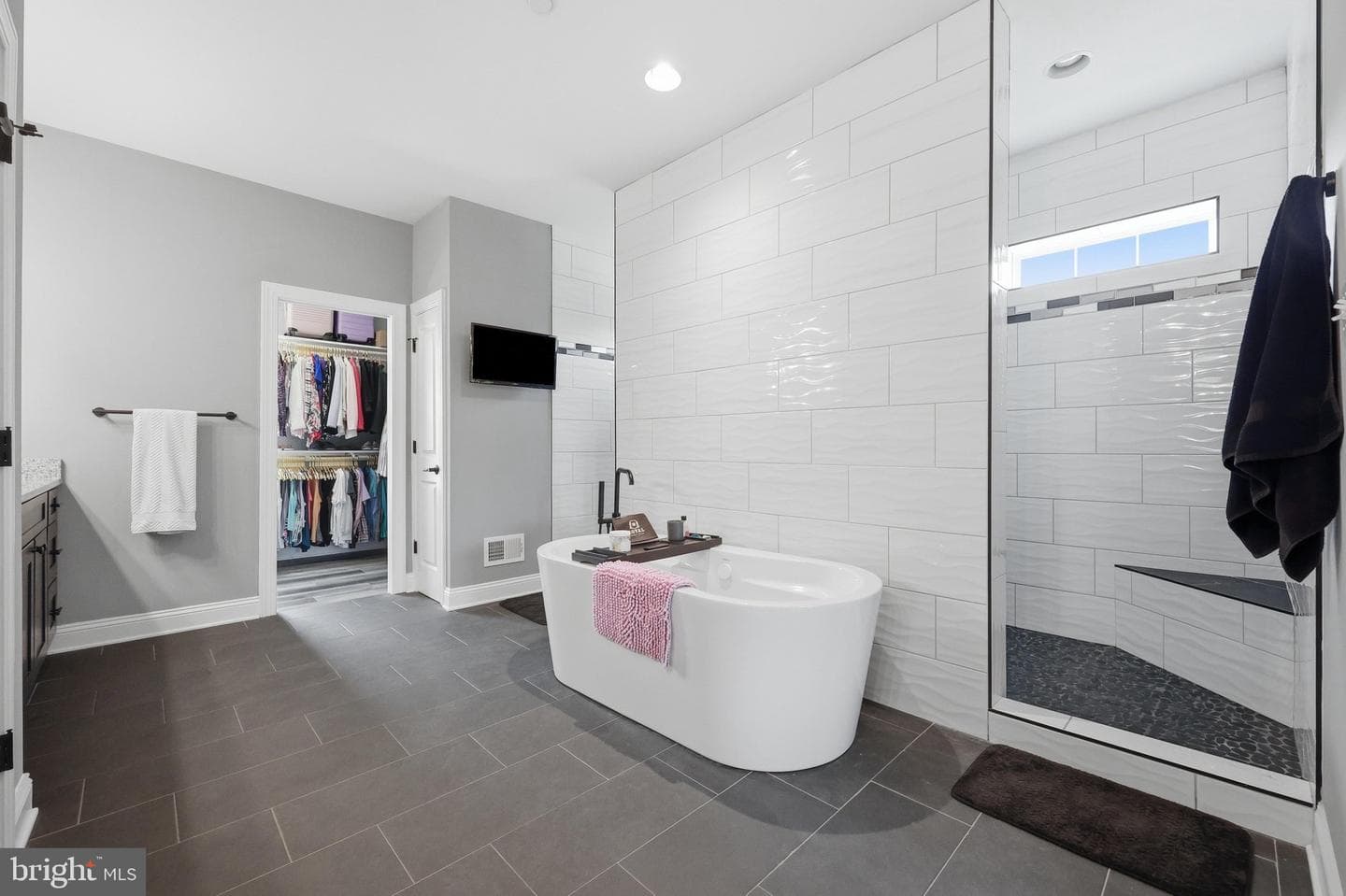 8225 Ball Road photo 32