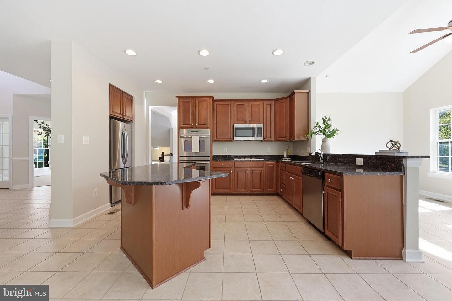 9813 Notting Hill Drive photo 10
