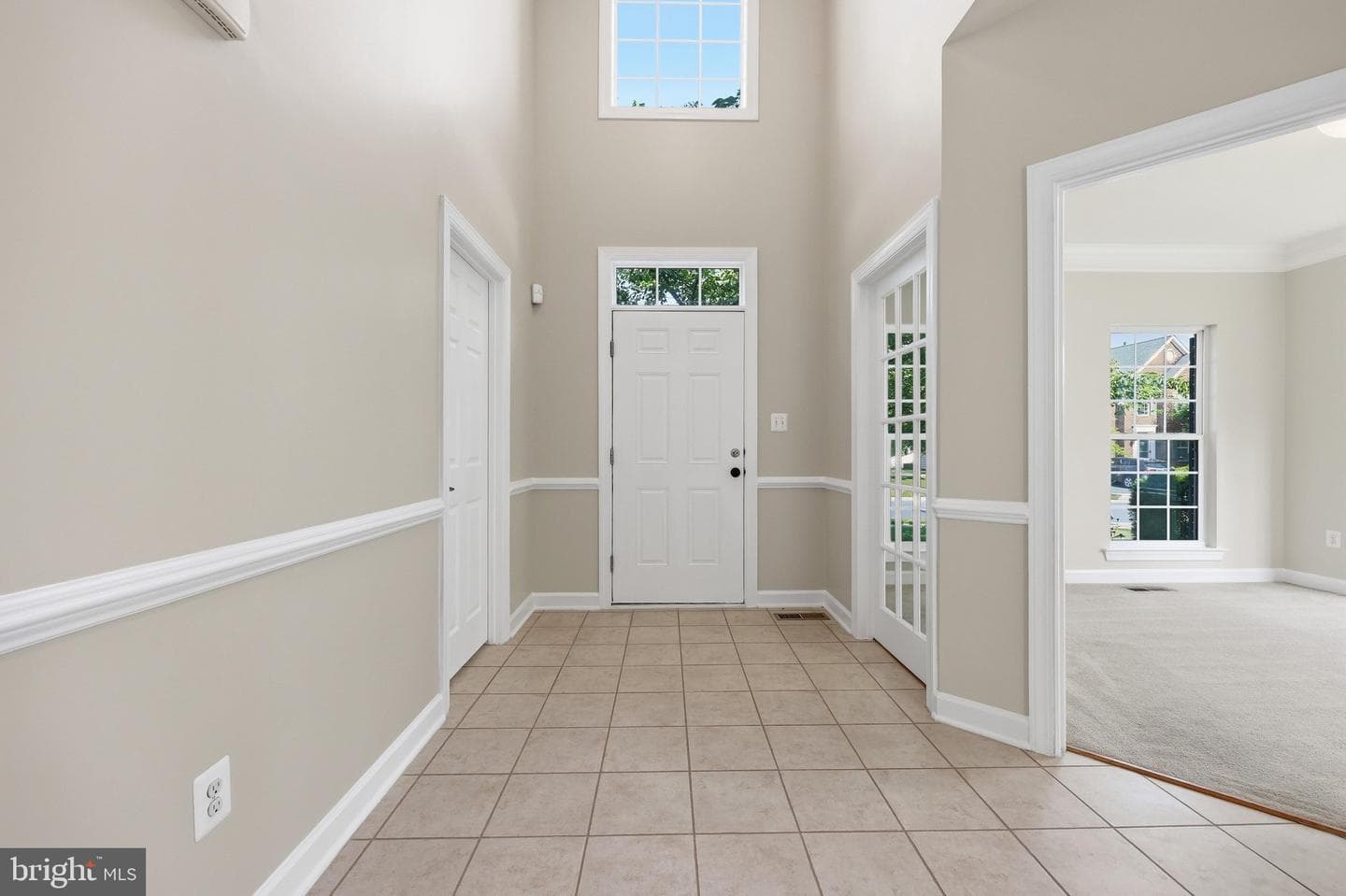 9813 Notting Hill Drive photo 3