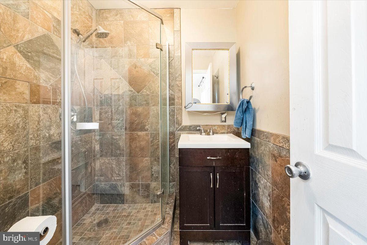 5968 Grove Hill Road photo 16